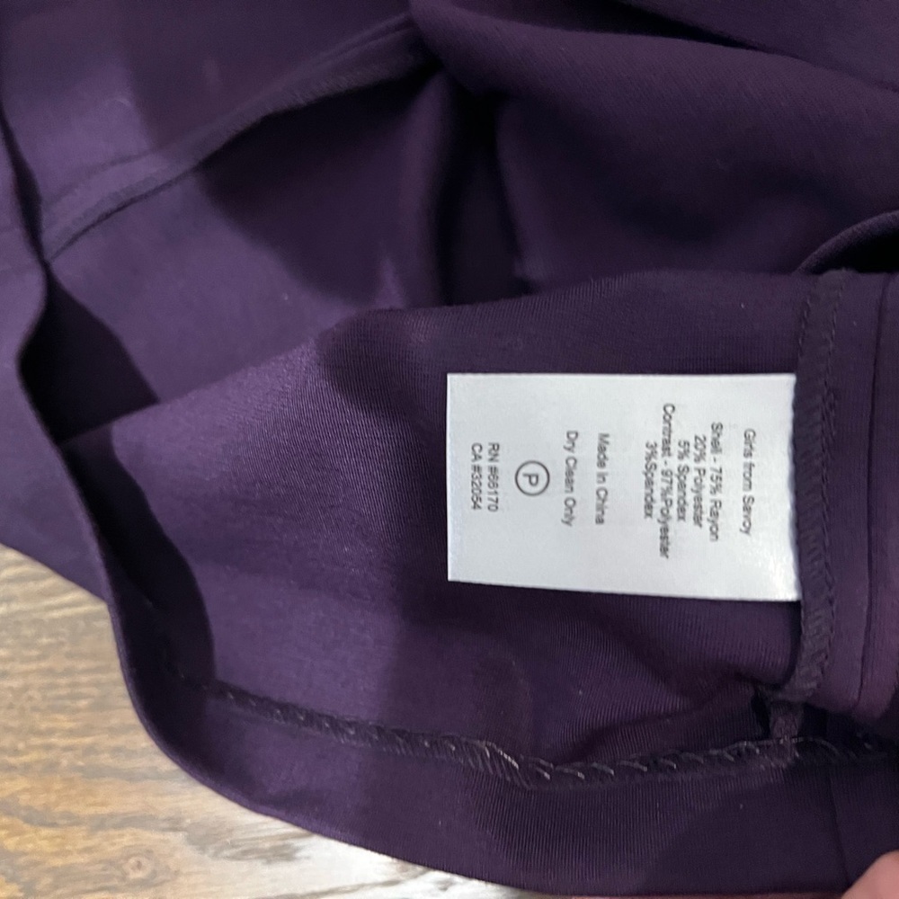 ANTHRO Girls from Savoy purple pencil skirt - Picture 4 of 7